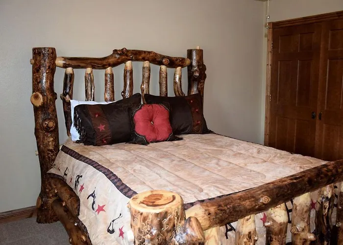Rustic With Views For Miles Near Grand Teton National Park, Wyoming Holiday home *