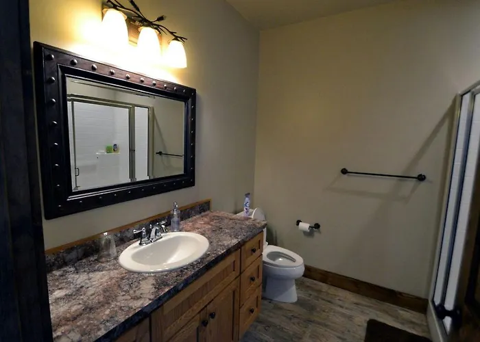 Rustic With Views For Miles Near Grand Teton National Park, Wyoming Holiday home Bedford
