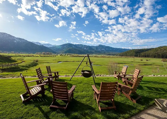Rustic With Views For Miles Near Grand Teton National Park, Wyoming